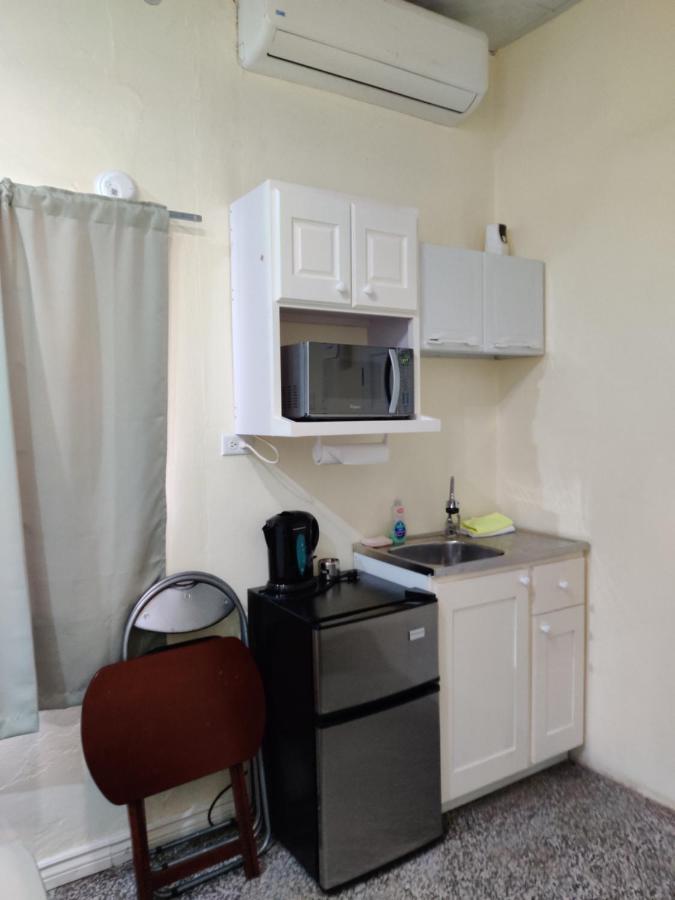 Woodbrook On The Avenue Bed & Breakfast Port of Spain Eksteriør bilde